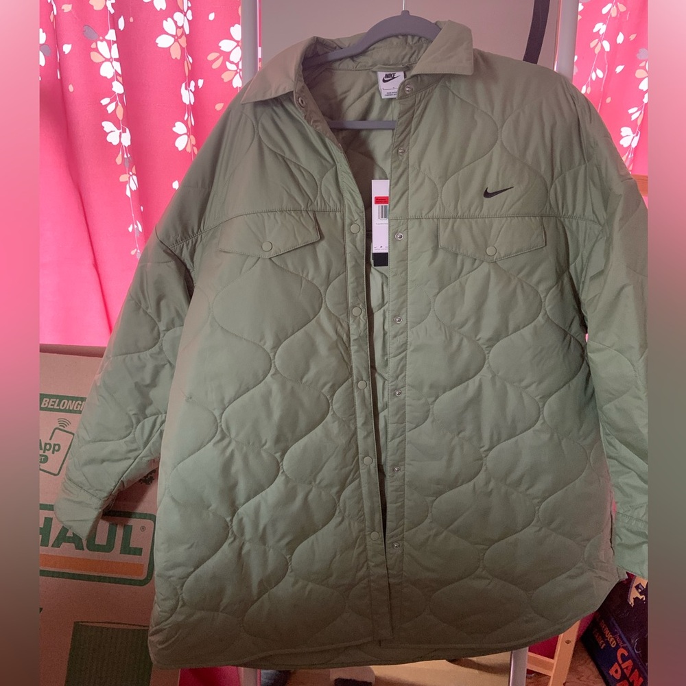 Nike Sportswear Essential
L Women's Quilted Trench
